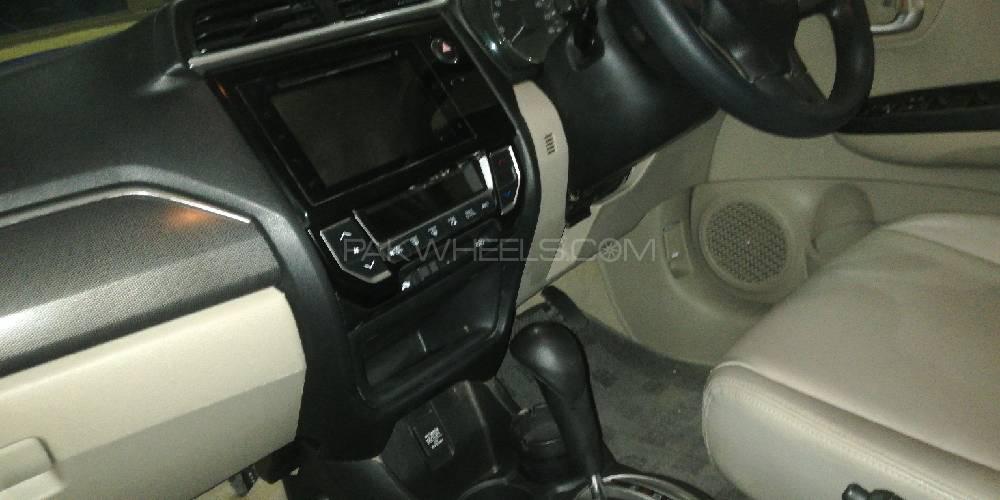 Honda BR-V 2018 for Sale in Gujranwala Honda BR-V 2018 for Sale in Gujranwala Image-13