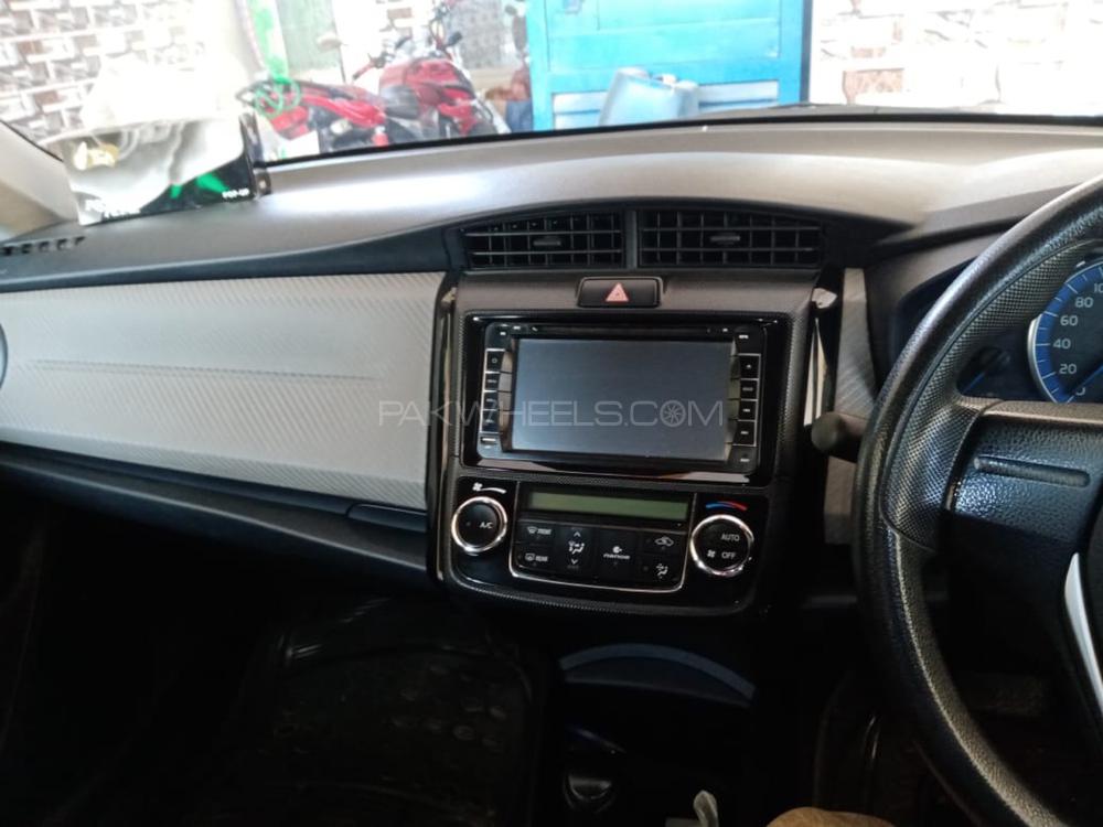 Toyota Corolla Axio 2015 for Sale in Sargodha Toyota Corolla Axio 2015 for Sale in Sargodha Image-5