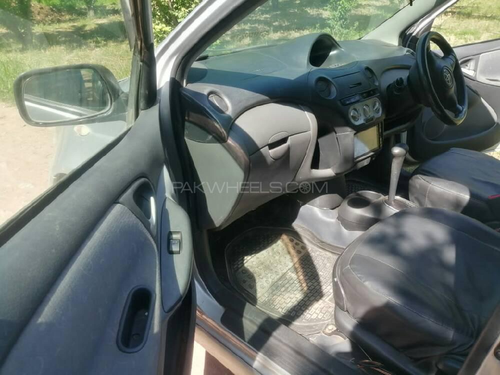 Toyota Vitz 2004 for Sale in Peshawar Toyota Vitz 2004 for Sale in Peshawar Image-10