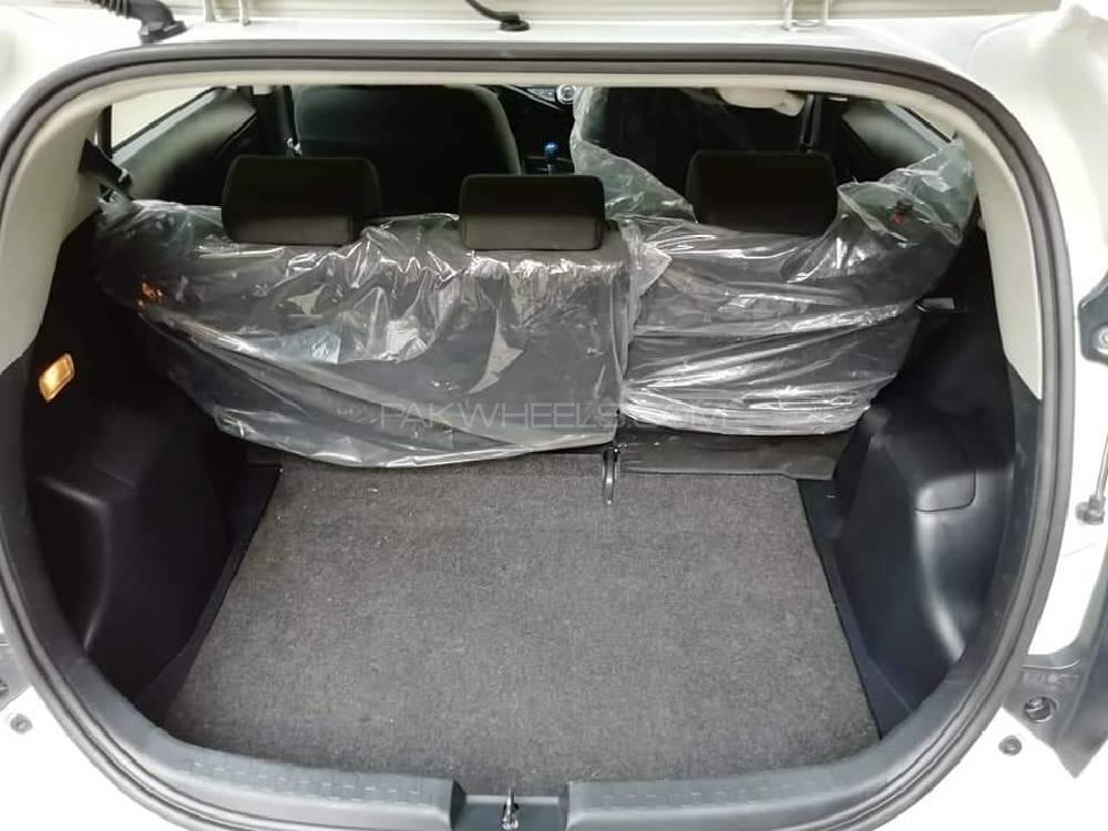 Toyota Aqua 2015 for Sale in Peshawar Toyota Aqua 2015 for Sale in Peshawar Image-12