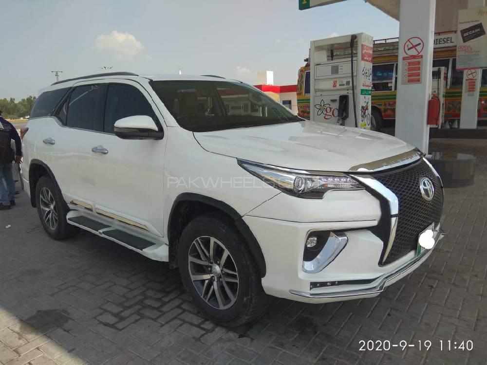 Toyota Fortuner 2018 for Sale in Sahiwal Toyota Fortuner 2018 for Sale in Sahiwal Image-18