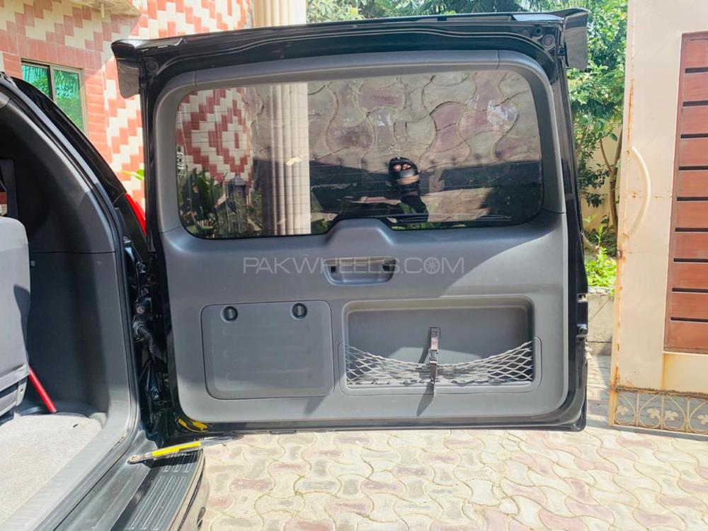 Toyota Prado 2004 for Sale in Gujrat Toyota Prado 2004 for Sale in Gujrat Image-12