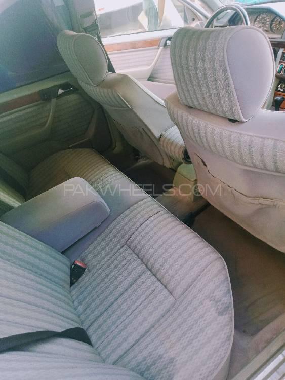مرسڈیز بینز ای کلاس 1992 for Sale in پشاور مرسڈیز بینز ای کلاس 1992 for Sale in پشاور Image-7