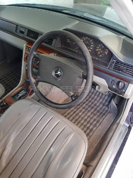 Mercedes Benz E Class 1986 for Sale in Rawalpindi Mercedes Benz E Class 1986 for Sale in Rawalpindi Image-10