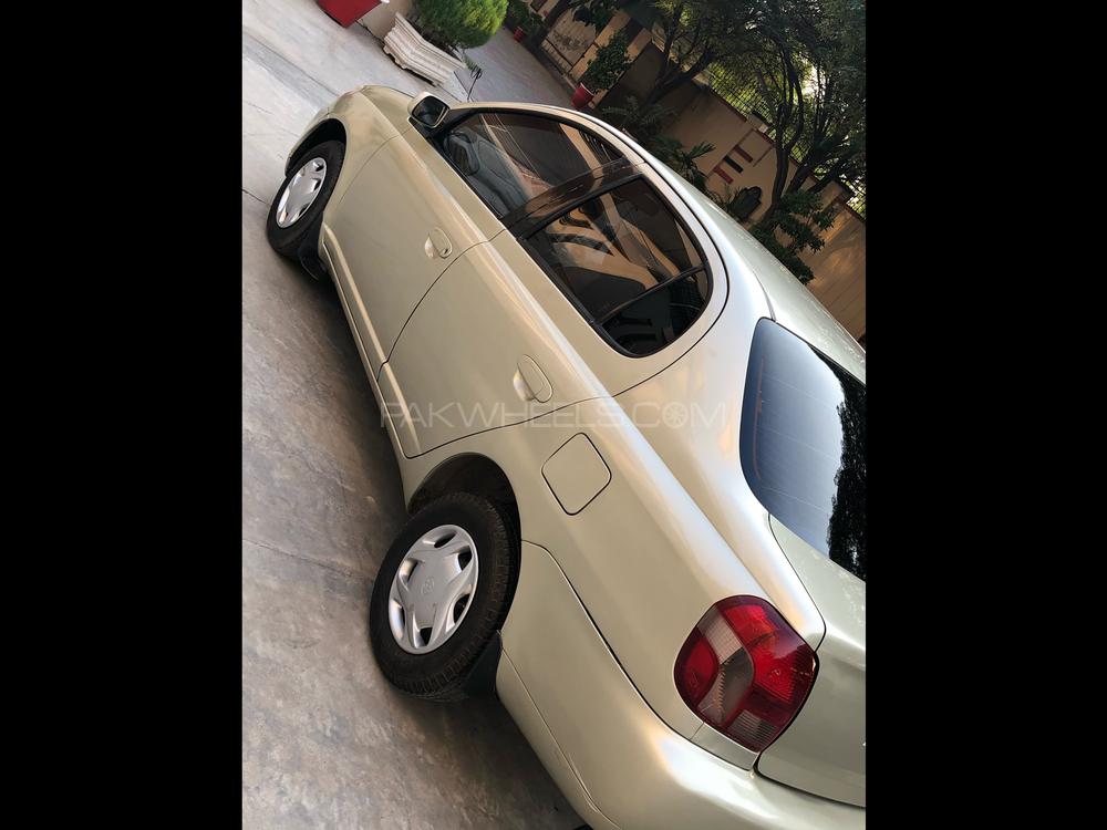 Toyota Platz 2000 for Sale in Lahore Toyota Platz 2000 for Sale in Lahore Image-10
