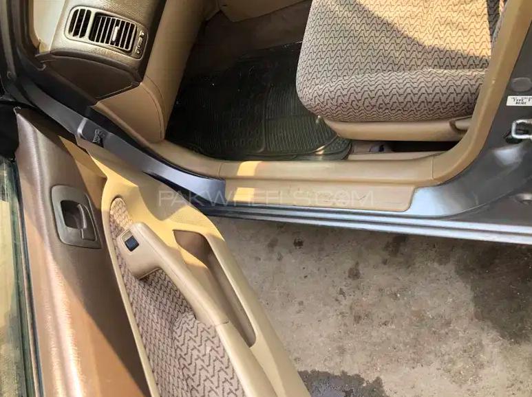 Honda Civic 2005 for Sale in Lahore Honda Civic 2005 for Sale in Lahore Image-6