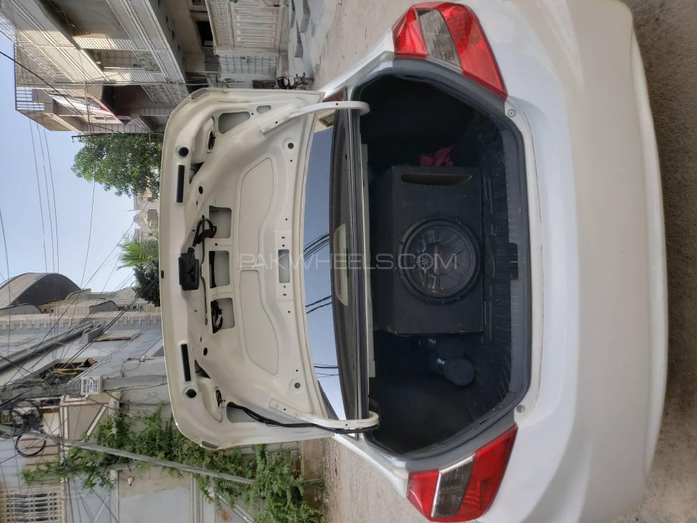 Honda Civic 2013 for Sale in Karachi Honda Civic 2013 for Sale in Karachi Image-10