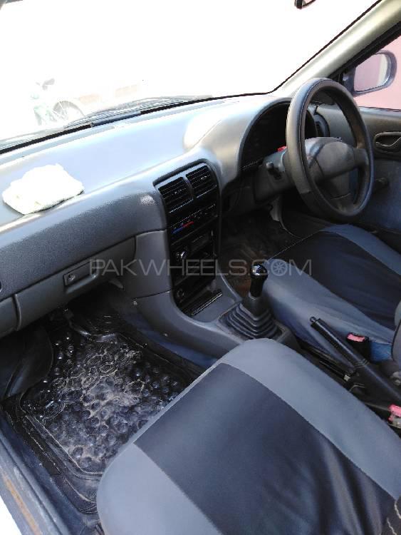 Suzuki Cultus 2001 for Sale in Dera ismail khan Suzuki Cultus 2001 for Sale in Dera ismail khan Image-3