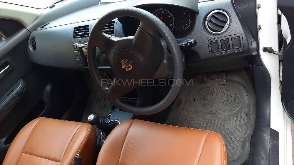 Suzuki Swift 2020 for Sale in Sialkot Suzuki Swift 2020 for Sale in Sialkot Image-3