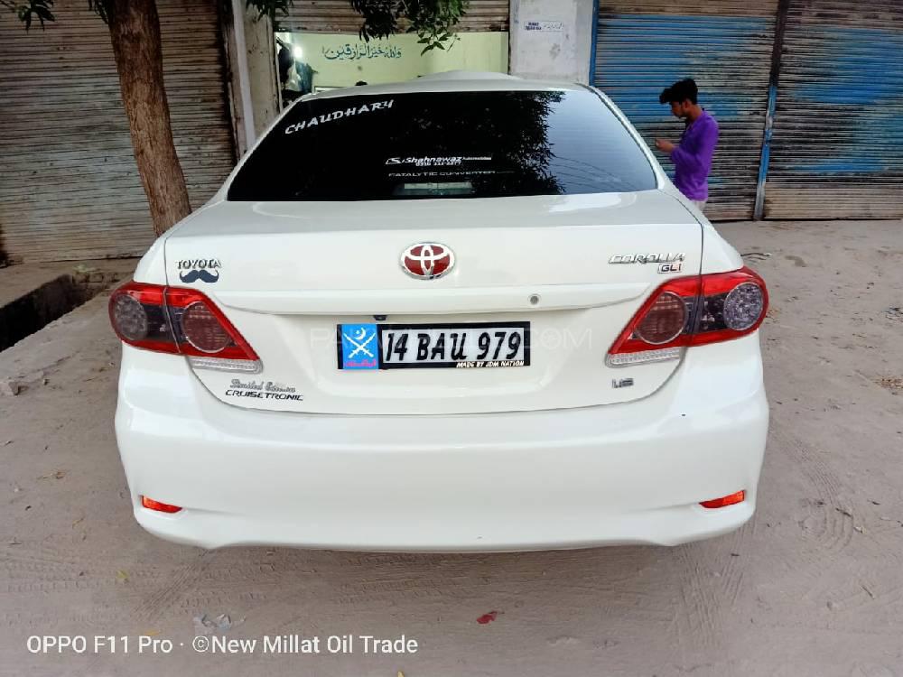 Toyota Corolla 2013 for Sale in Rahim Yar Khan Image-1