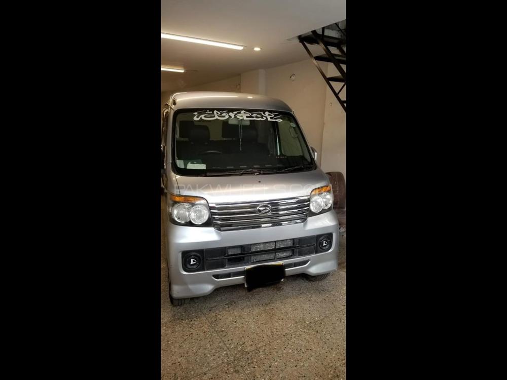 Daihatsu Atrai Wagon 2012 for Sale in Karachi Image-1