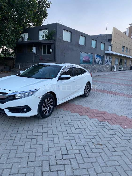 Honda Civic 2018 for Sale in Islamabad Honda Civic 2018 for Sale in Islamabad Image-4
