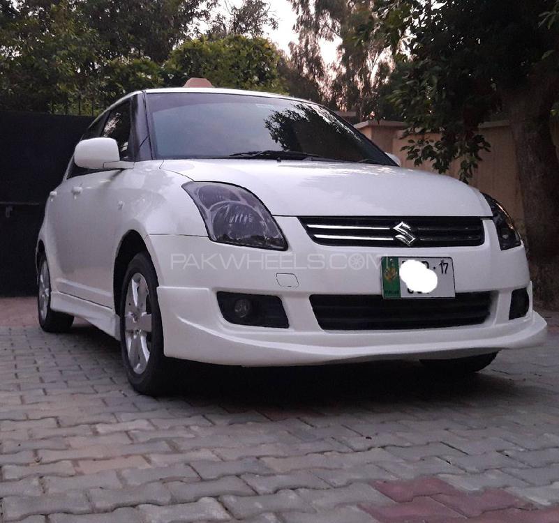 سوزوکی سوئفٹ 2017 for Sale in ملتان سوزوکی سوئفٹ 2017 for Sale in ملتان Image-3