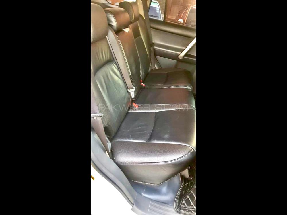 Toyota Prado 2009 for Sale in Peshawar Toyota Prado 2009 for Sale in Peshawar Image-4