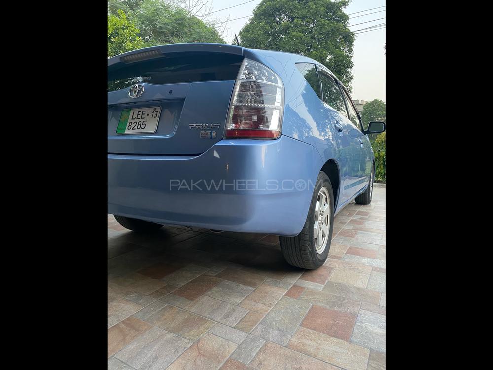 Toyota Prius 2007 for Sale in Lahore Toyota Prius 2007 for Sale in Lahore Image-8