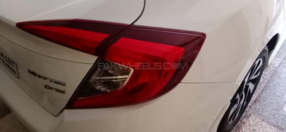 Honda Civic 2018 for Sale in Faisalabad Honda Civic 2018 for Sale in Faisalabad Image-4
