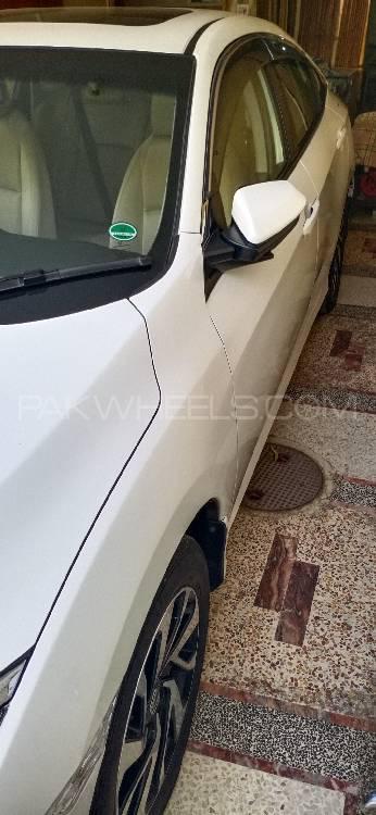 Honda Civic 2018 for Sale in Faisalabad Honda Civic 2018 for Sale in Faisalabad Image-2