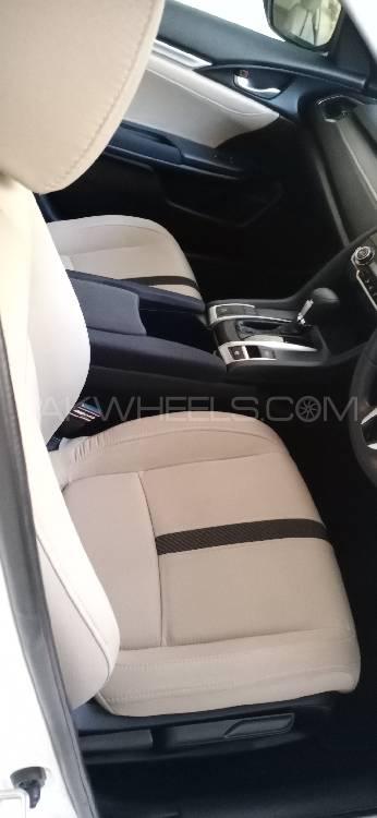 Honda Civic 2018 for Sale in Faisalabad Honda Civic 2018 for Sale in Faisalabad Image-9