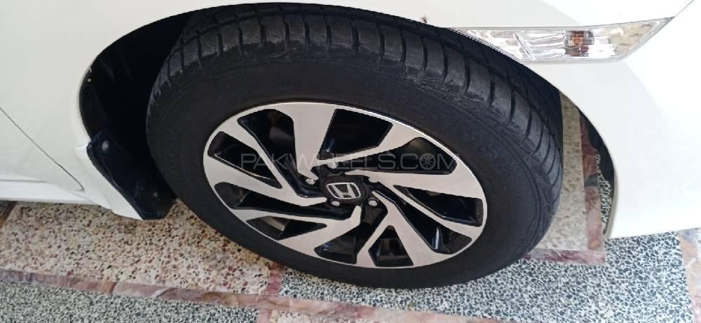 Honda Civic 2018 for Sale in Faisalabad Honda Civic 2018 for Sale in Faisalabad Image-5