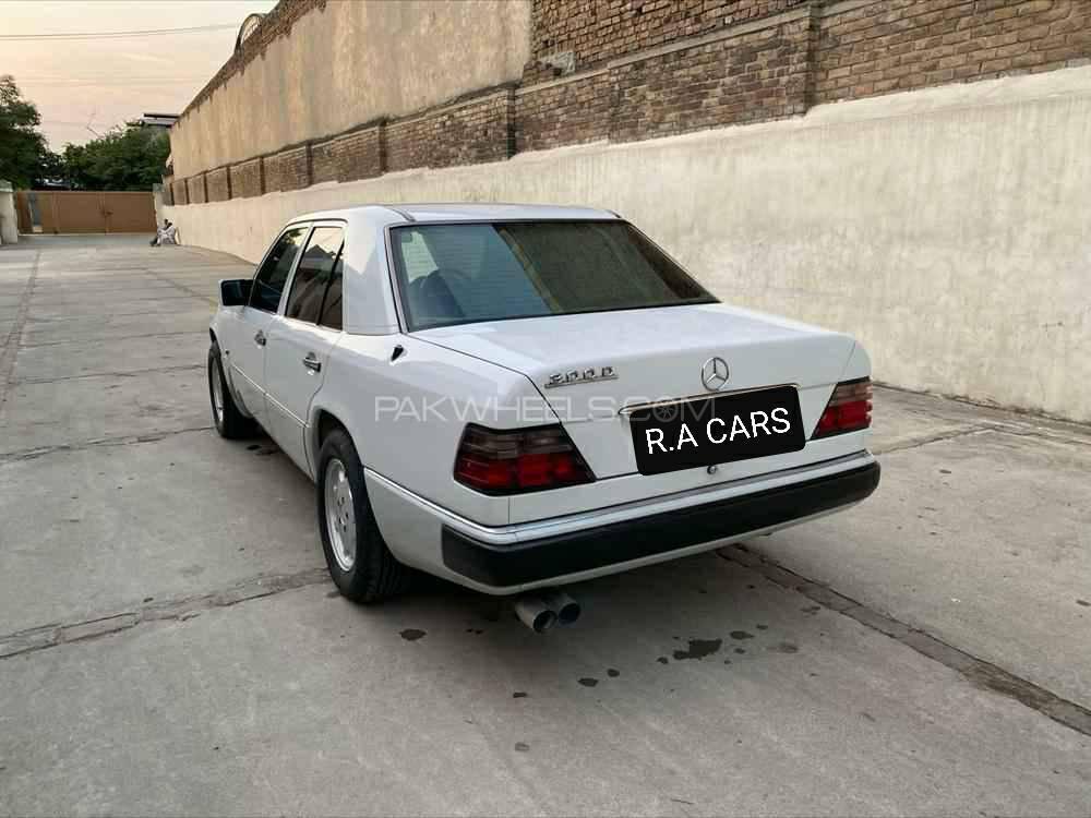 مرسڈیز بینز ای کلاس 1989 for Sale in اسلام آباد مرسڈیز بینز ای کلاس 1989 for Sale in اسلام آباد Image-5