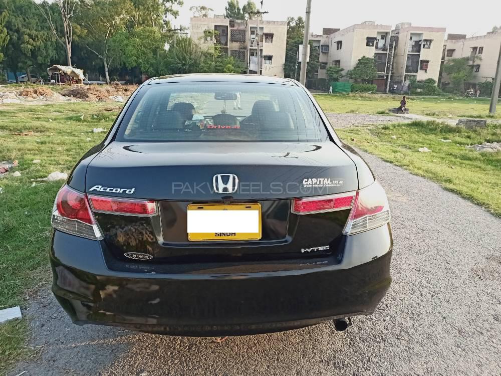 ہونڈا اکارڈ 2010 for Sale in لاہور ہونڈا اکارڈ 2010 for Sale in لاہور Image-8