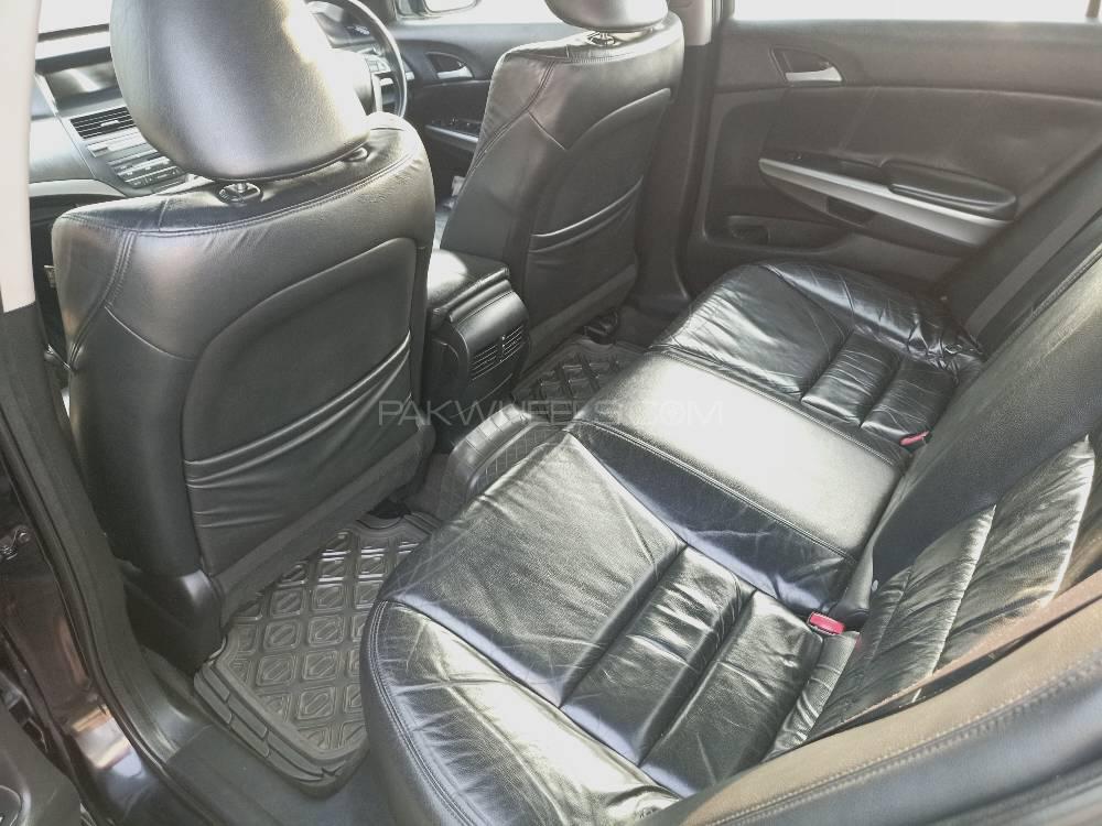 ہونڈا اکارڈ 2010 for Sale in لاہور ہونڈا اکارڈ 2010 for Sale in لاہور Image-12