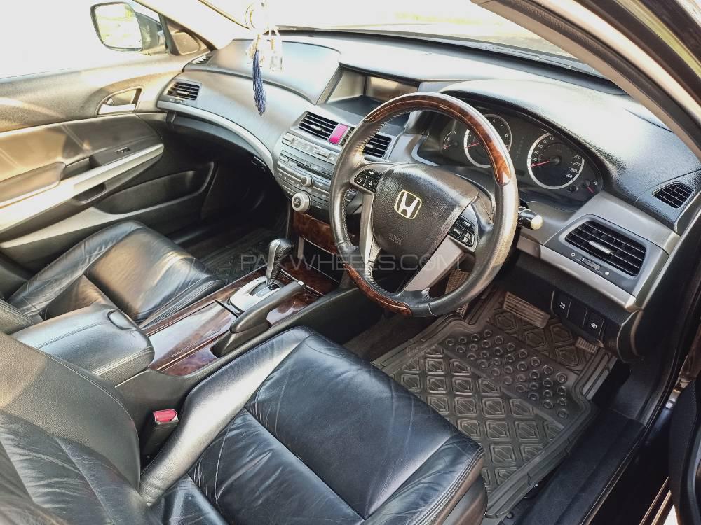 ہونڈا اکارڈ 2010 for Sale in لاہور ہونڈا اکارڈ 2010 for Sale in لاہور Image-13