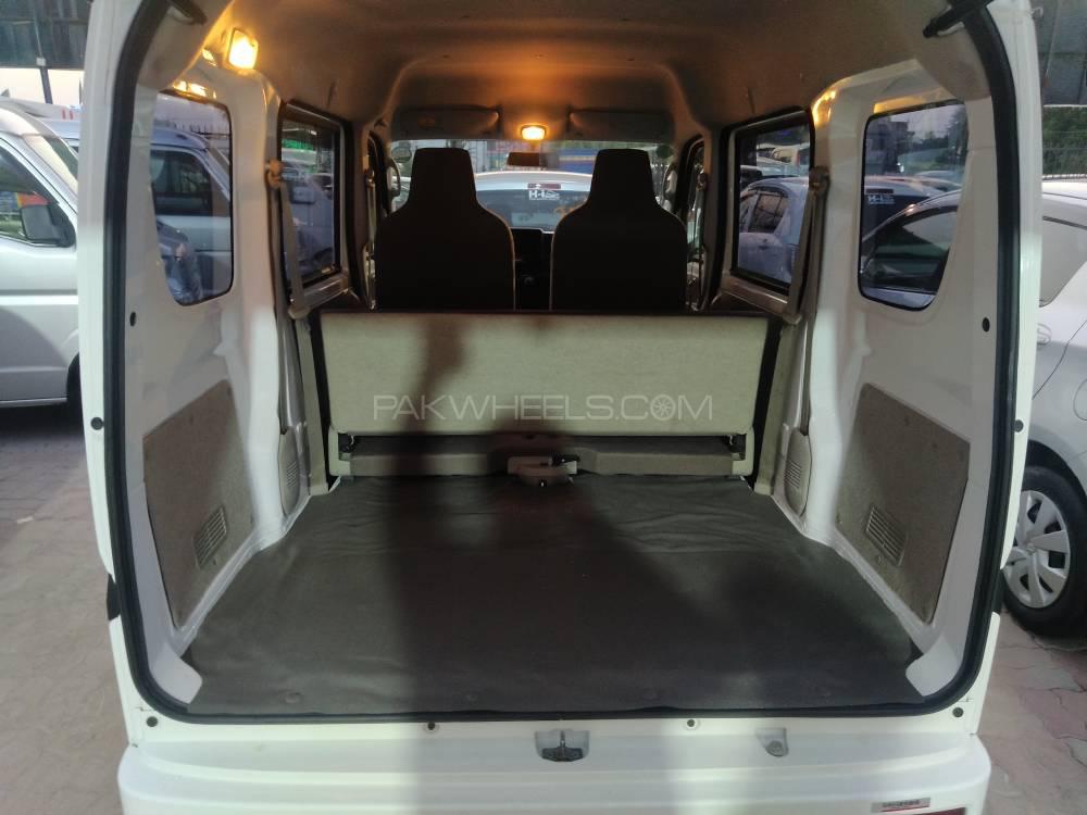 نسان کلپر 2015 for Sale in گجرانوالہ نسان کلپر 2015 for Sale in گجرانوالہ Image-10