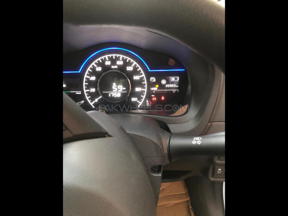 Nissan Note 2017 for Sale in Multan Nissan Note 2017 for Sale in Multan Image-6