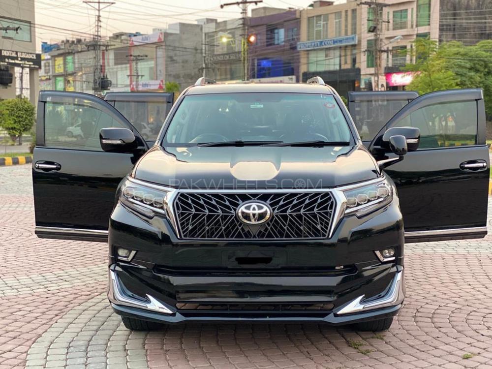 Toyota Prado 2010 for Sale in Lahore Image-1