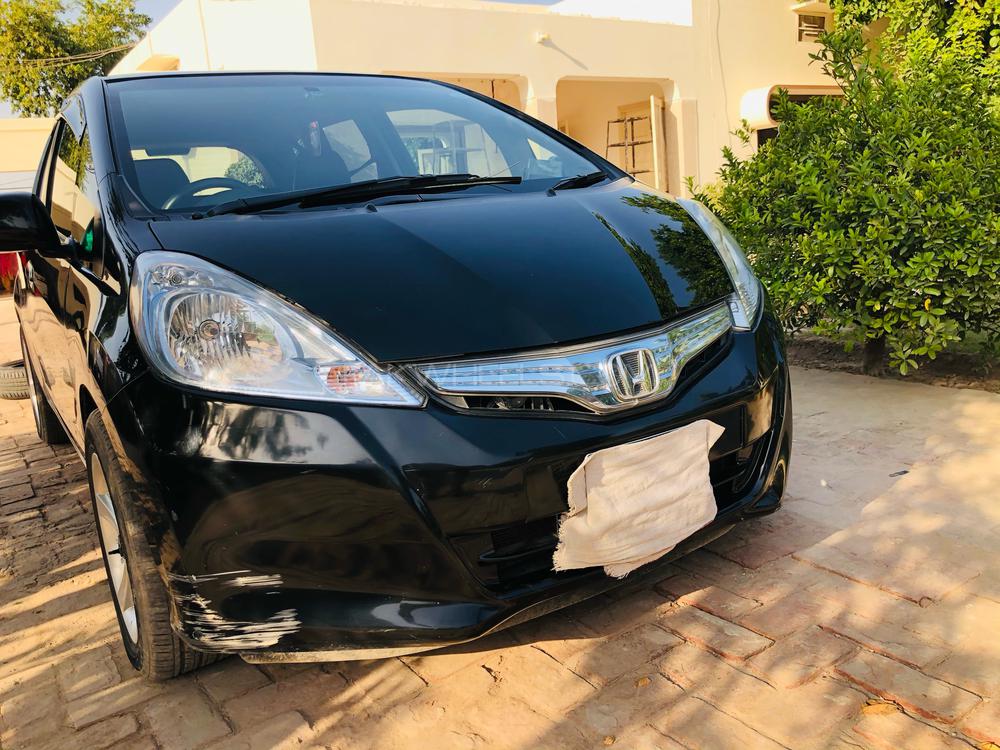 Honda Fit 2011 for Sale in Multan Image-1
