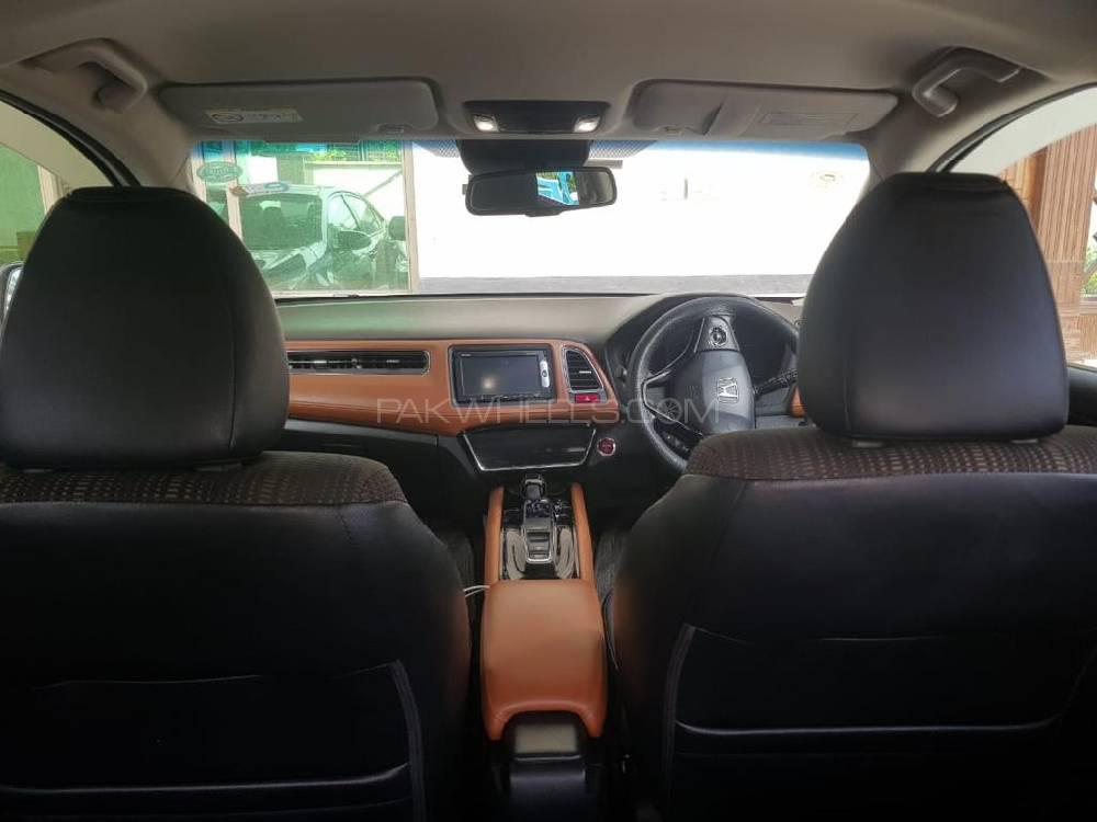 Honda Vezel 2015 for Sale in Gujranwala Honda Vezel 2015 for Sale in Gujranwala Image-5