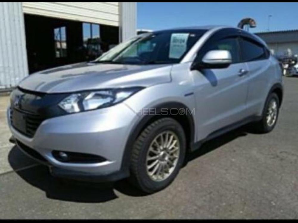 Honda Vezel 2015 for Sale in Sargodha Image-1