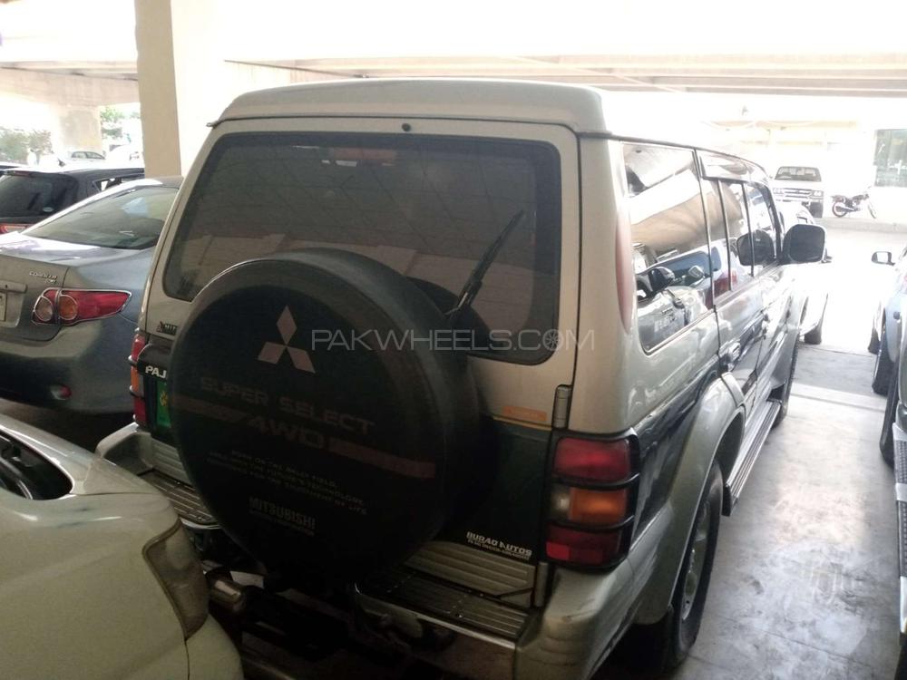 Mitsubishi Pajero 1993 for Sale in Multan Mitsubishi Pajero 1993 for Sale in Multan Image-5