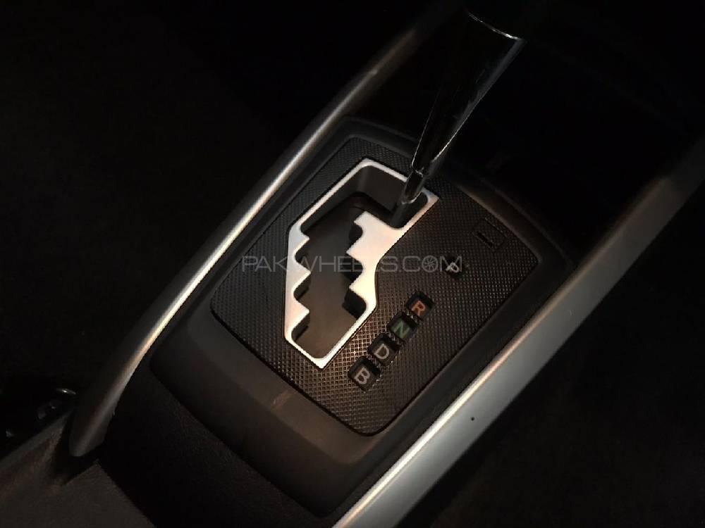 Toyota Corolla 2014 for Sale in Peshawar Toyota Corolla 2014 for Sale in Peshawar Image-12