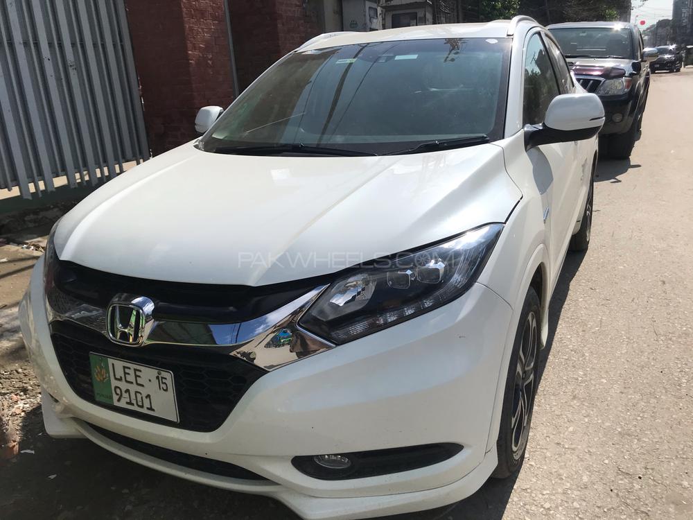 Honda Vezel 2015 for Sale in Lahore Honda Vezel 2015 for Sale in Lahore Image-3