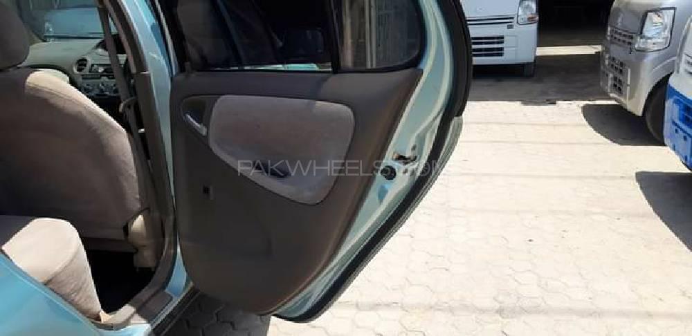 Toyota Platz 2004 for Sale in Gujranwala Toyota Platz 2004 for Sale in Gujranwala Image-13