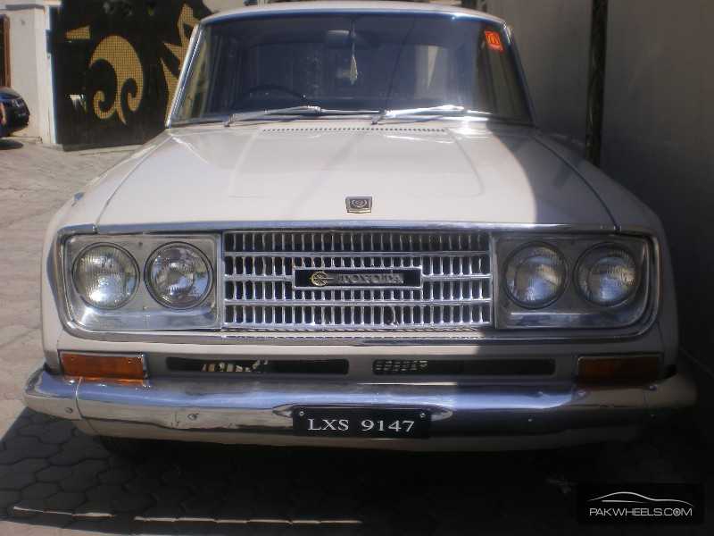 Toyota Corona 1966 for Sale in Islamabad Image-1