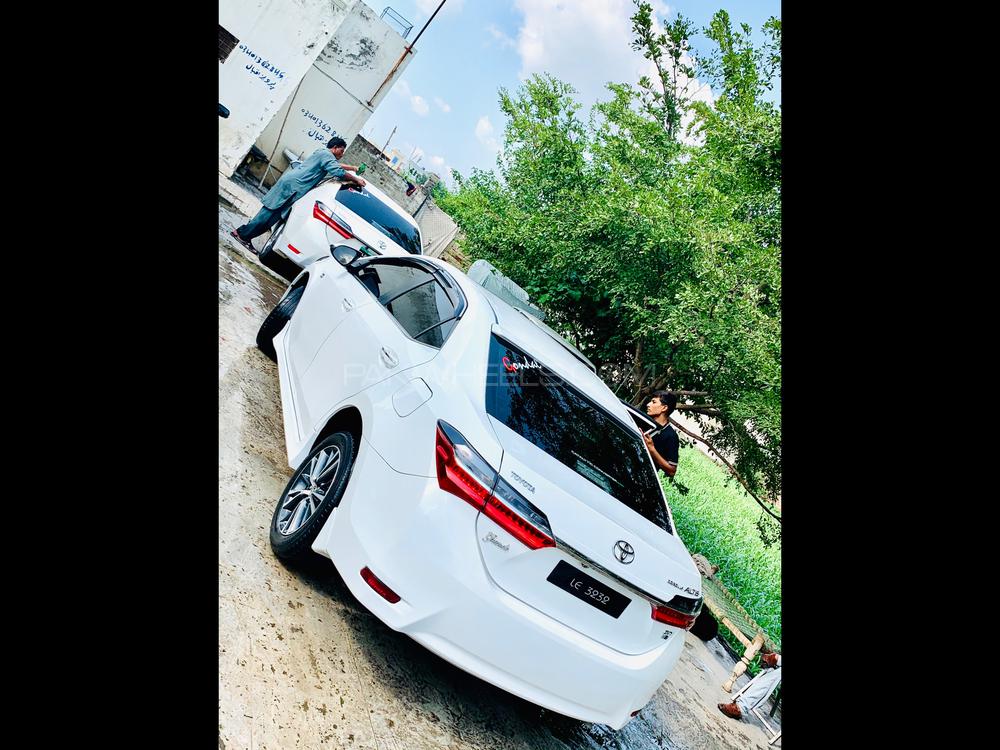Toyota Corolla 2017 for Sale in Mandi bahauddin Image-1