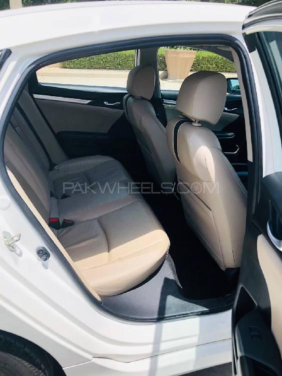 Honda Civic 2016 for Sale in Rahim Yar Khan Honda Civic 2016 for Sale in Rahim Yar Khan Image-4