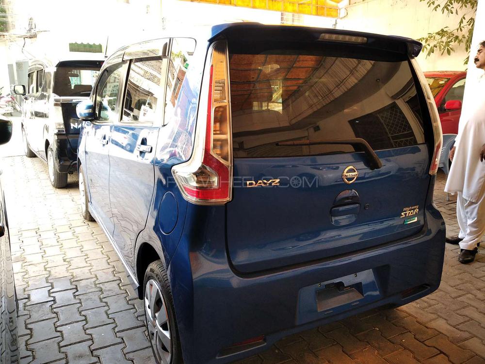 Nissan Dayz Highway Star 2016 for Sale in Lahore Nissan Dayz Highway Star 2016 for Sale in Lahore Image-10