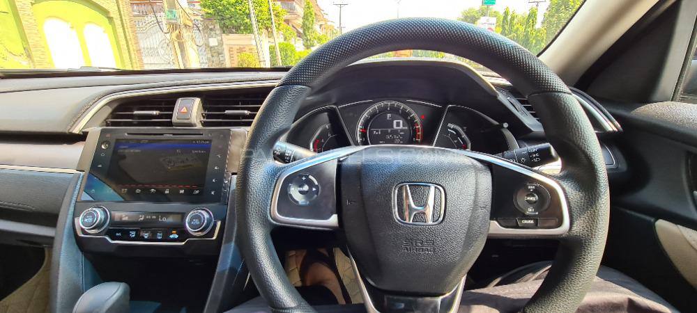 Honda Civic 2018 for Sale in Sialkot Honda Civic 2018 for Sale in Sialkot Image-8