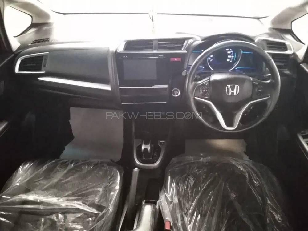 Honda Fit 2014 for Sale in Islamabad Honda Fit 2014 for Sale in Islamabad Image-5