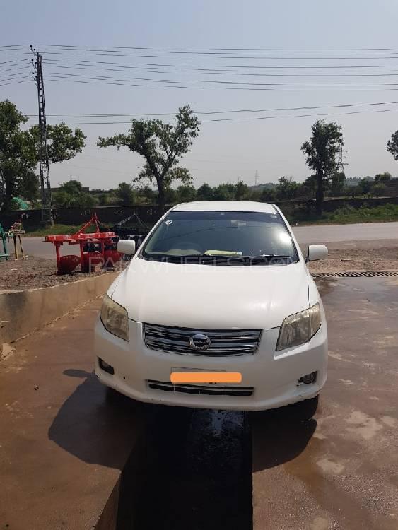 Toyota Corolla Axio 2006 for Sale in Fateh Jang Image-1