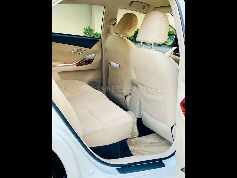 Toyota Premio 2013 for Sale in Islamabad Toyota Premio 2013 for Sale in Islamabad Image-9