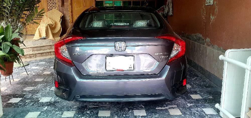 Honda Civic 2017 for Sale in Sahiwal Honda Civic 2017 for Sale in Sahiwal Image-2