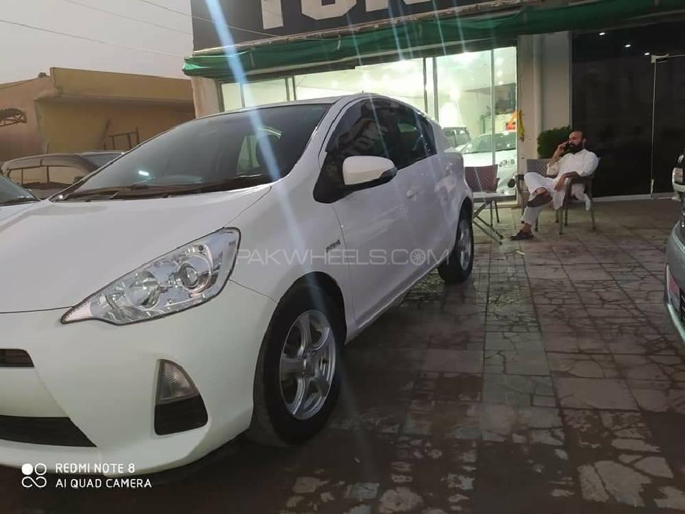 Toyota Aqua 2014 for Sale in Peshawar Toyota Aqua 2014 for Sale in Peshawar Image-3