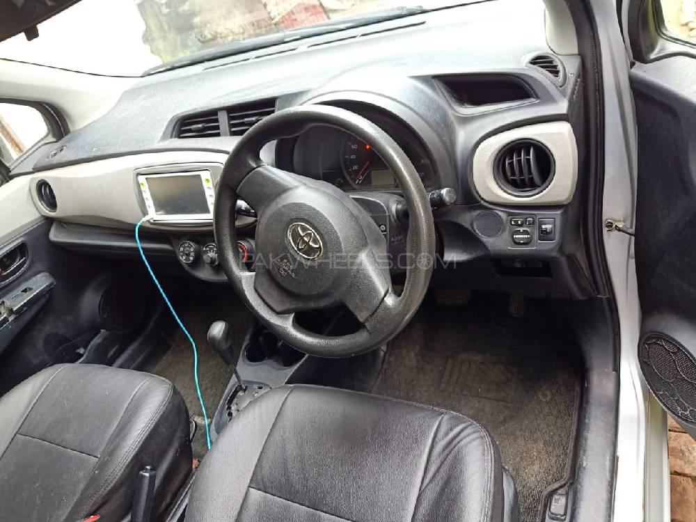 Toyota Vitz 2011 for Sale in Lahore Toyota Vitz 2011 for Sale in Lahore Image-12