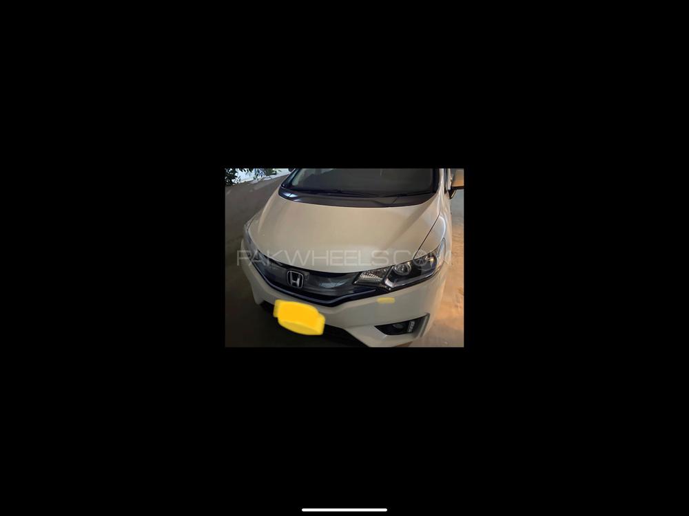 Honda Fit 2014 for Sale in Karachi Honda Fit 2014 for Sale in Karachi Image-4