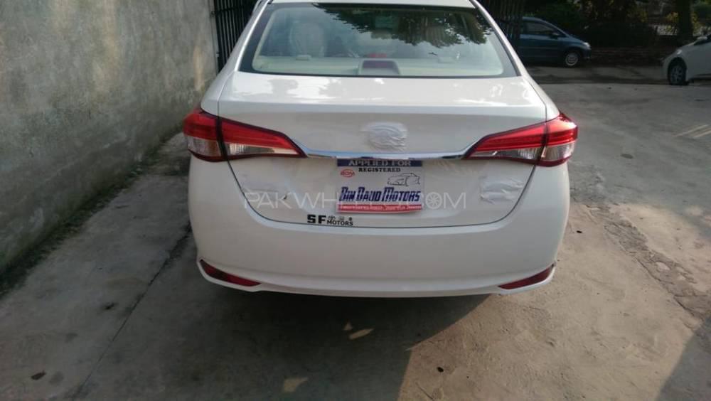Toyota Yaris Sedan 2020 for Sale in Lahore Image-1